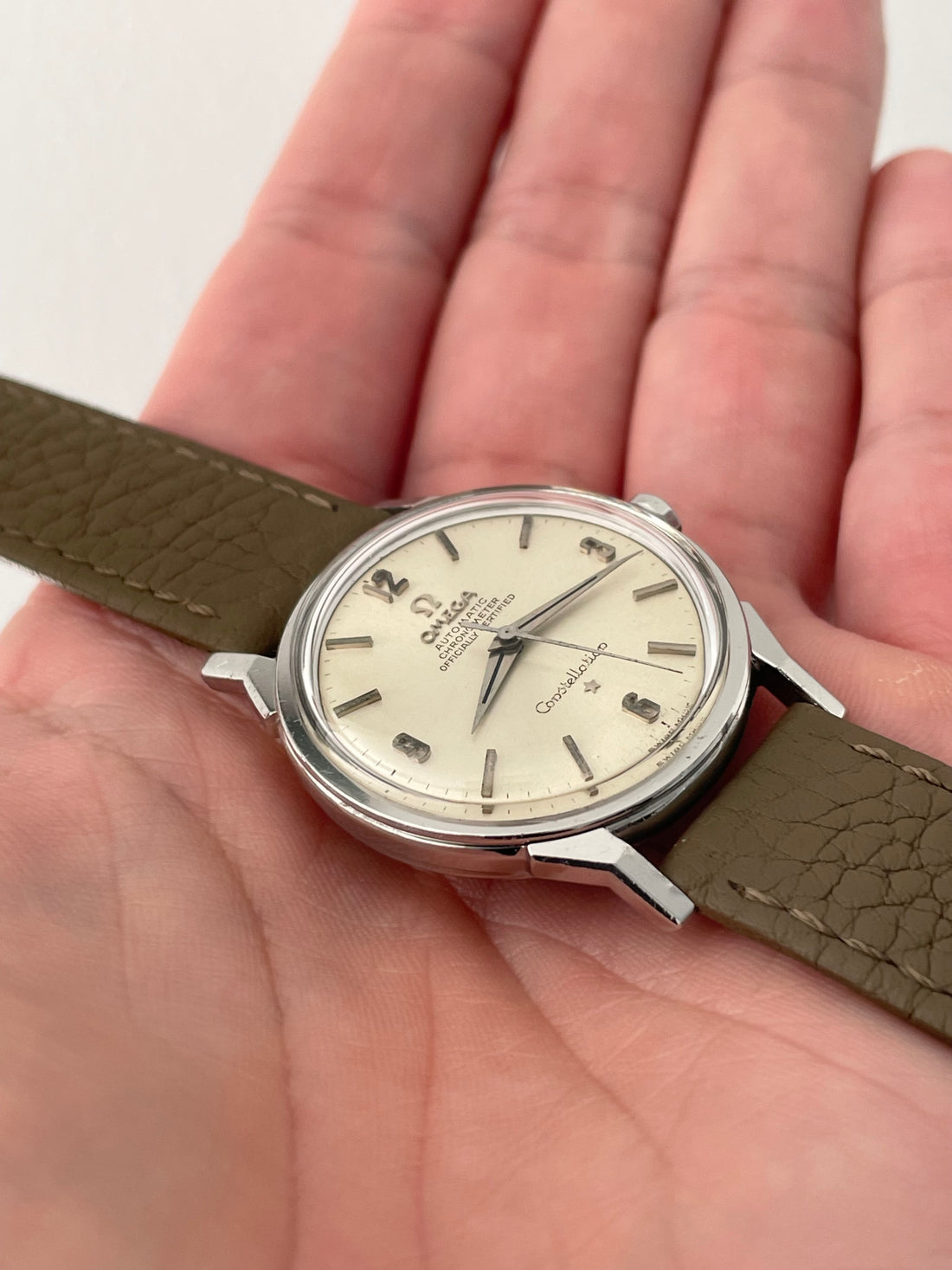 1963 OMEGA CONSTELLATION SUNBURST EXPLORER DOG-LEG CAL. 551 REF. 167.005