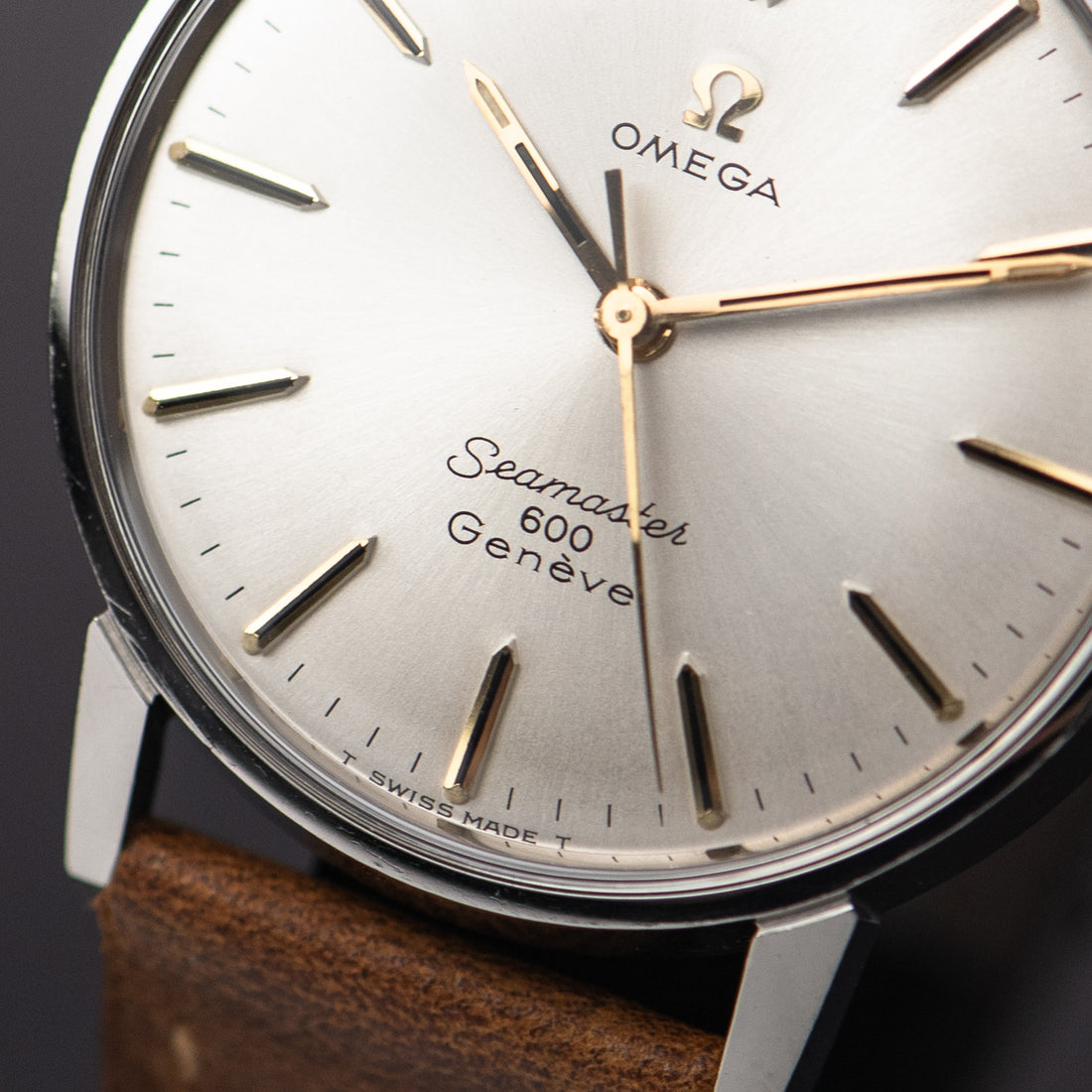 1967 DOUBLE SIGNED OMEGA SEAMASTER 600 GENEVE SUNBURST CAL. 601 REF. 135.011