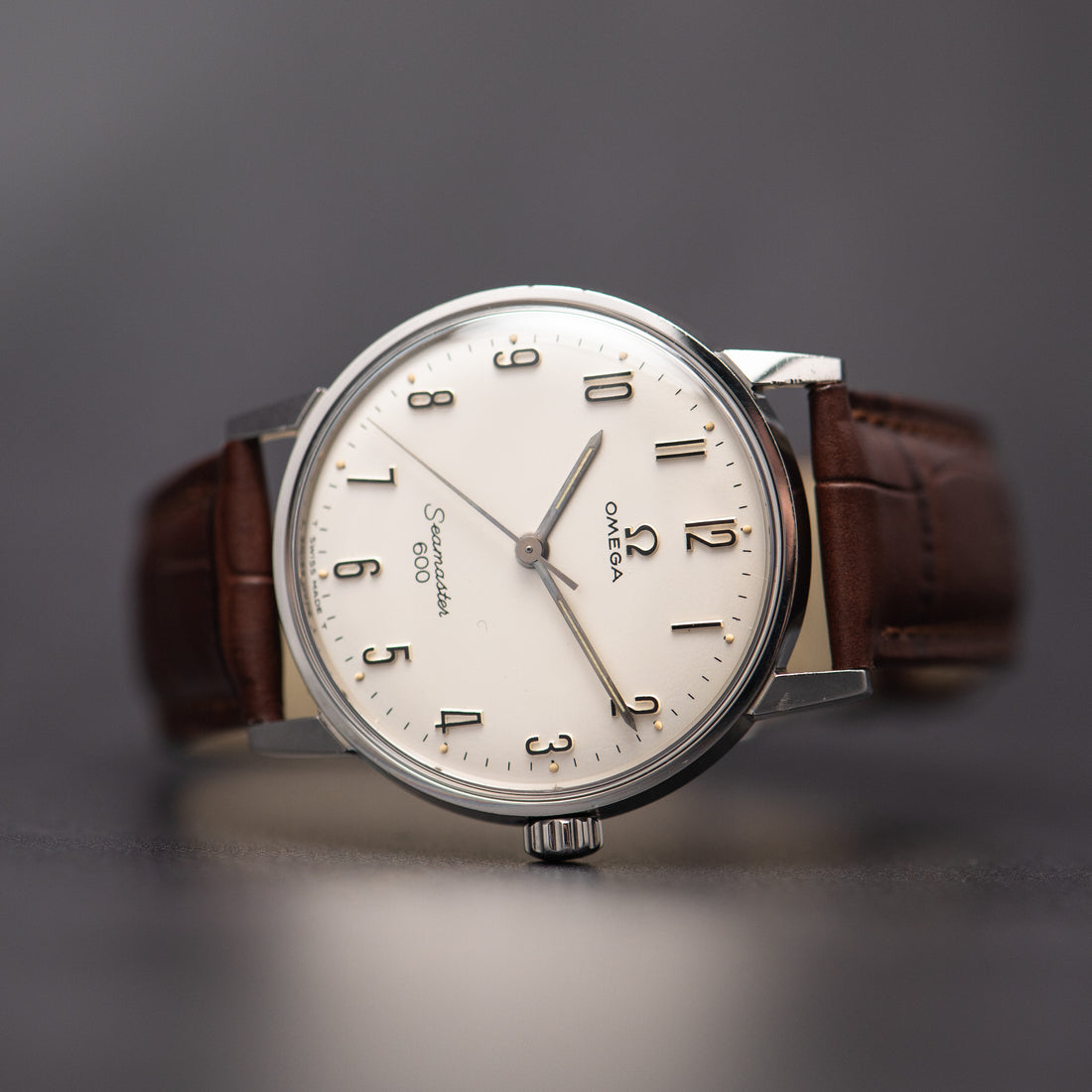 1964 OMEGA SEAMASTER 600 ARABIC CAL. 601 REF. 135.011