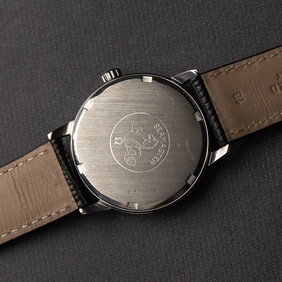 1968 OMEGA SEAMASTER 600 GREY LINEN CAL. 601 REF. 135.011