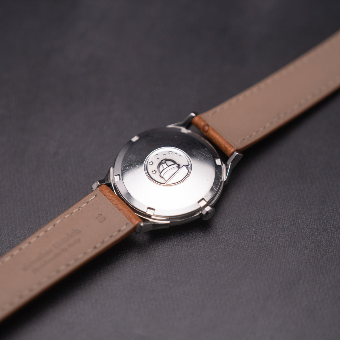 1964 OMEGA CONSTELLATION CROSSHAIR SUNBURST DOG-LEG CAL. 551 REF. 167.005