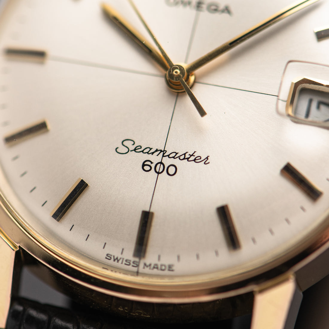 1966 OMEGA SEAMASTER 600 CROSSHAIR SUNBURST CAL. 611 REF. 136.011