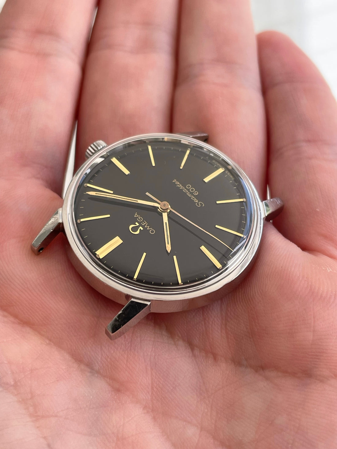 1964 OMEGA SEAMASTER 600 GLOSS BLACK CAL. 601 REF. 135.011