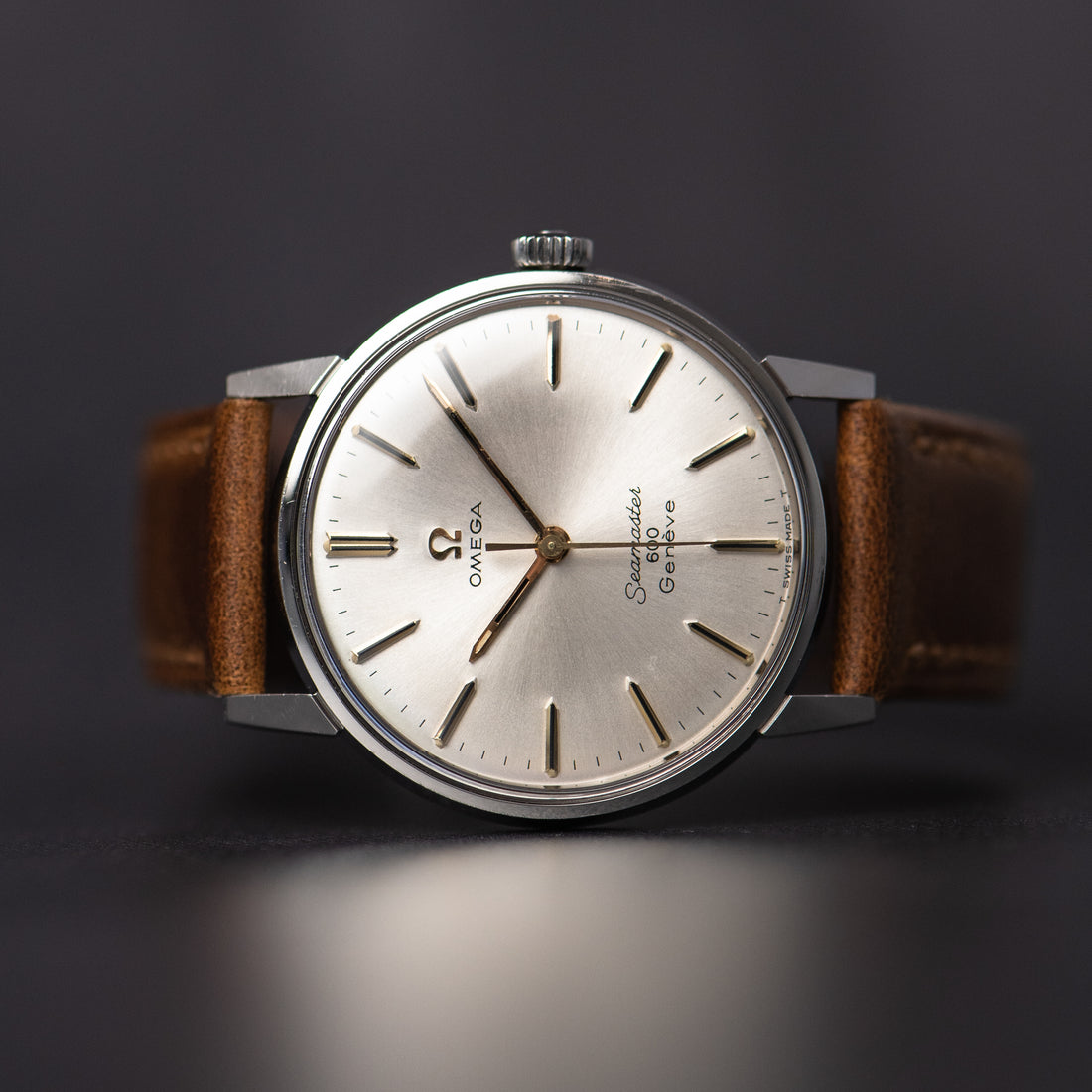 1967 DOUBLE SIGNED OMEGA SEAMASTER 600 GENEVE SUNBURST CAL. 601 REF. 135.011
