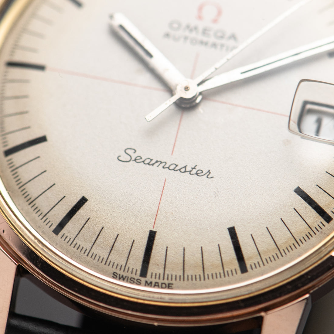 1967 ROSE GOLD OMEGA SEAMASTER SPEEDMASTER COMPANION WHITE TECHNICAL RED CROSSHAIR QUICKSET CAL. 565 REF. 166.002