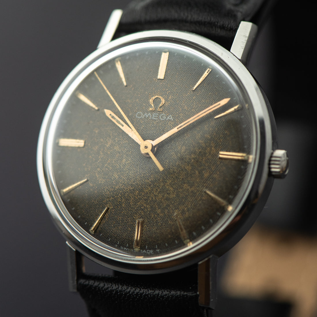 1966 MIDSIZE OMEGA GENEVE GREY LINEN CAL. 601 REF. 131.018