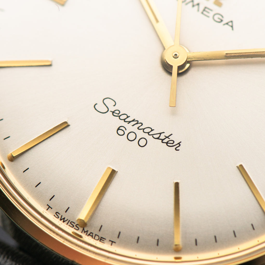 1965 OMEGA SEAMASTER 600 SUNBURST CAL. 601 REF. 135.011