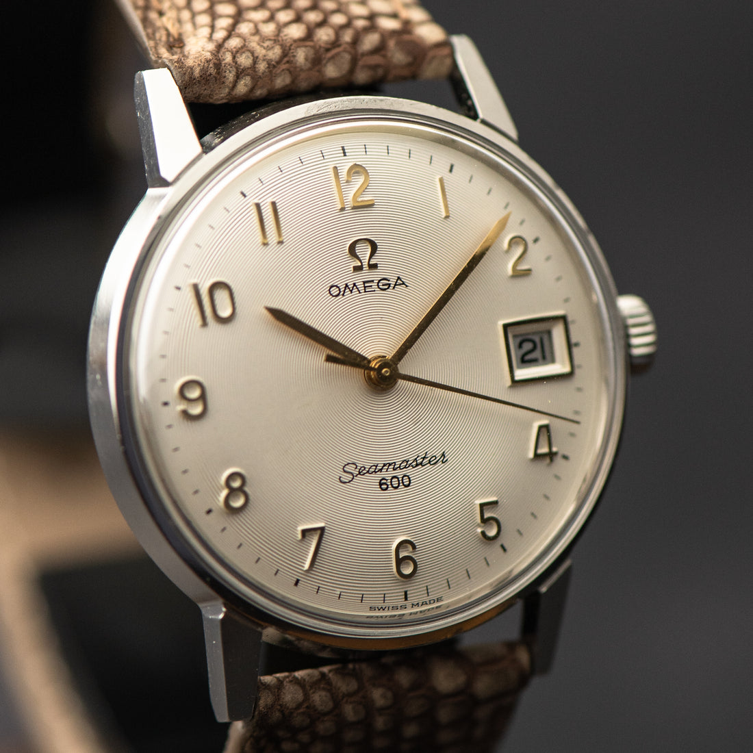 1968 OMEGA SEAMASTER 600 ARABIC CONCENTRIC CIRCLES QUICKSET CAL. 613 REF. 136.011