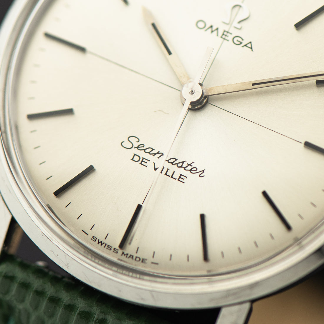 1967 OMEGA SEAMASTER DE VILLE CROSSHAIR SUNBURST CAL. 601 REF. 135.010