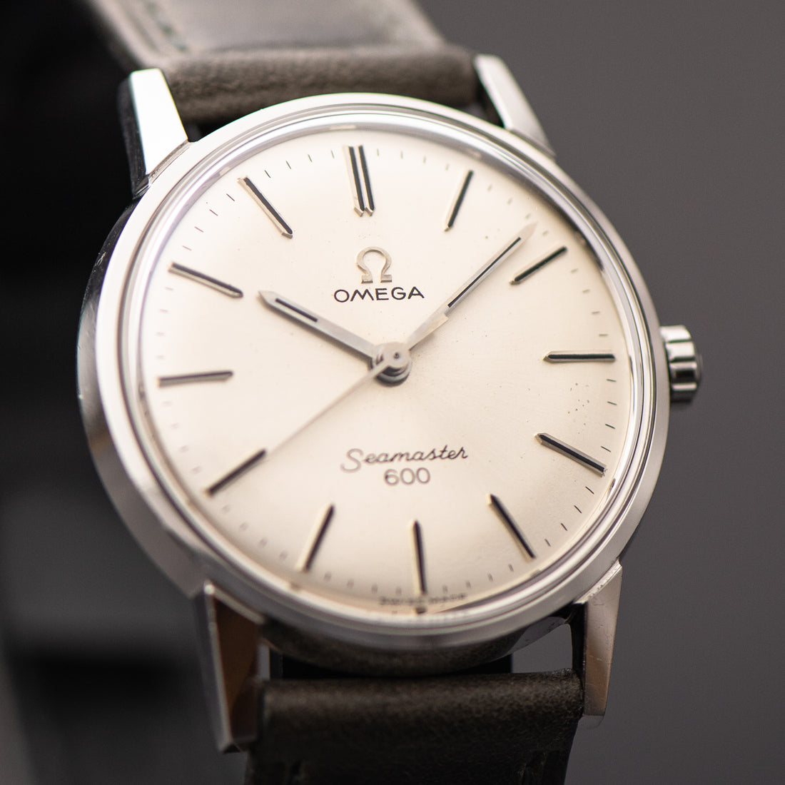 1966 MIDSIZE OMEGA SEAMASTER 600 SUNBURST CAL. 601 REF. 135.012