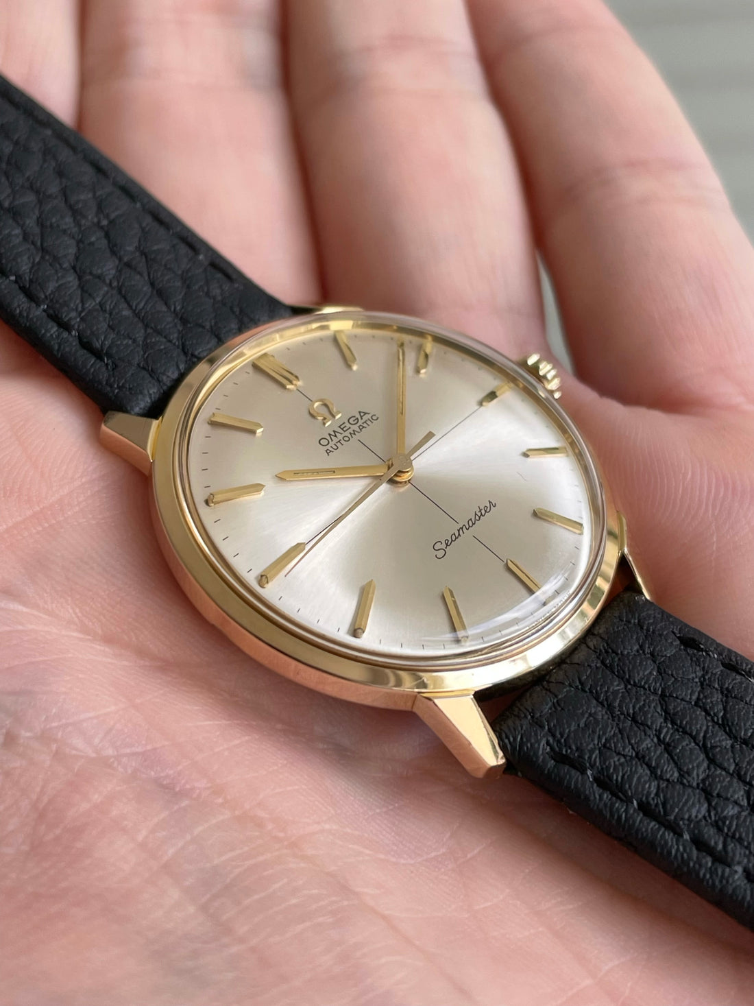 1963 OMEGA SEAMASTER CROSSHAIR SUNBURST CAL. 552 REF. 165.001