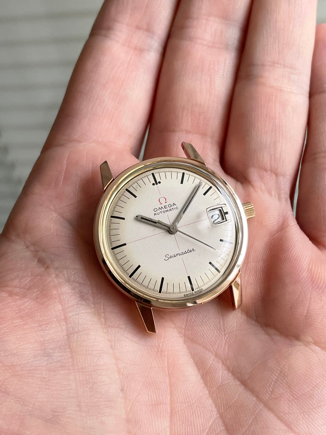 1967 ROSE GOLD OMEGA SEAMASTER “SPEEDMASTER COMPANION” WHITE TECHNICAL RED CROSSHAIR QUICKSET CAL. 565 REF. 166.002