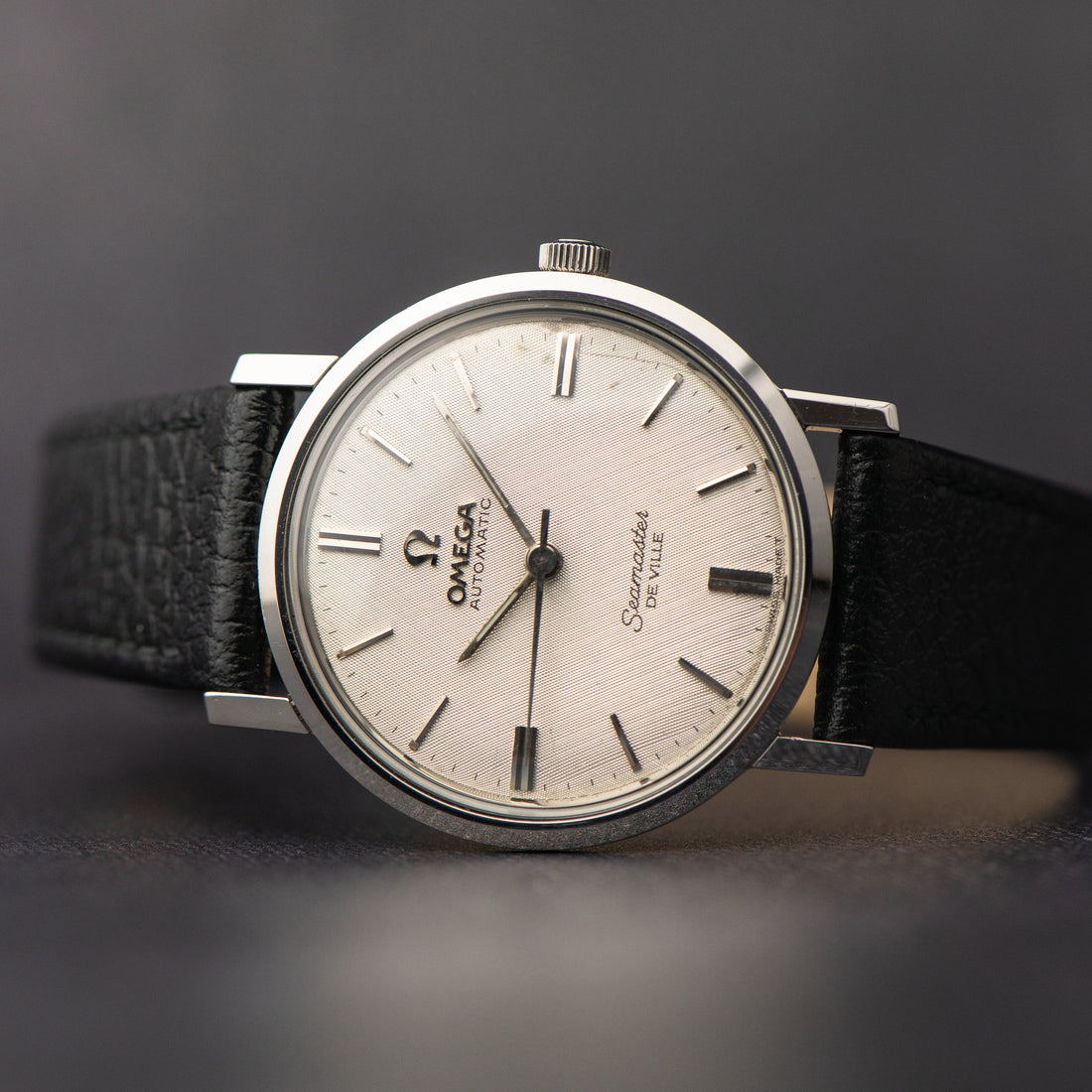 1964 MIDSIZE OMEGA SEAMASTER DE VILLE LINEN CAL. 671 REF. 165.004