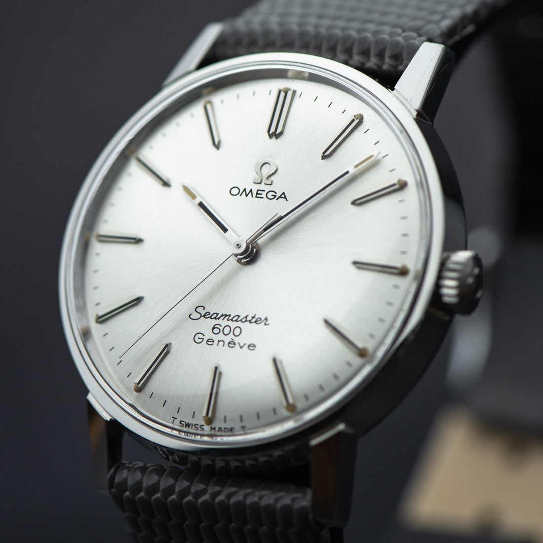 1967 DOUBLE SIGNED OMEGA SEAMASTER 600 GENEVE SUNBURST CAL. 601 REF. 135.011