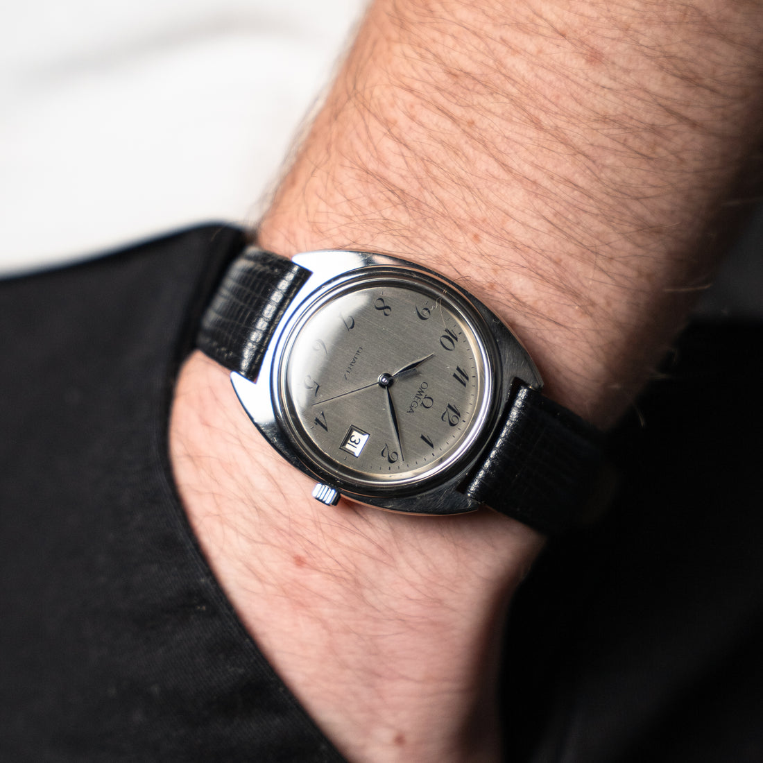 1979 C-SHAPE OMEGA BREGUET CAL. 1370 REF. 196.0121