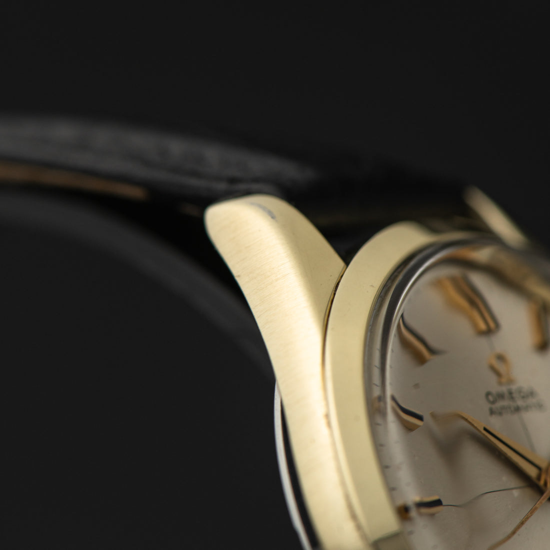 1963 OMEGA SEAMASTER CROSSHAIR SUNBURST CAL. 562 REF. 166.010