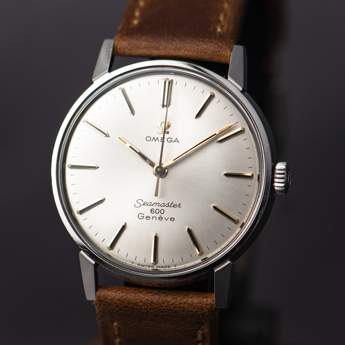 1967 DOUBLE SIGNED OMEGA SEAMASTER 600 GENEVE SUNBURST CAL. 601 REF. 135.011