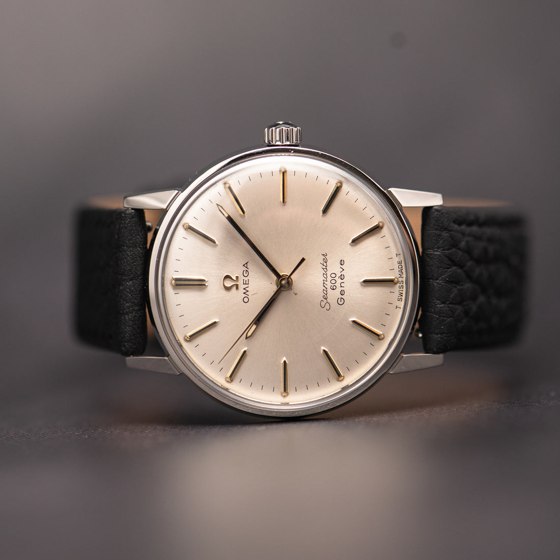 1967 DOUBLE SIGNED OMEGA SEAMASTER 600 GENEVE SUNBURST CAL. 601 REF. 135.011