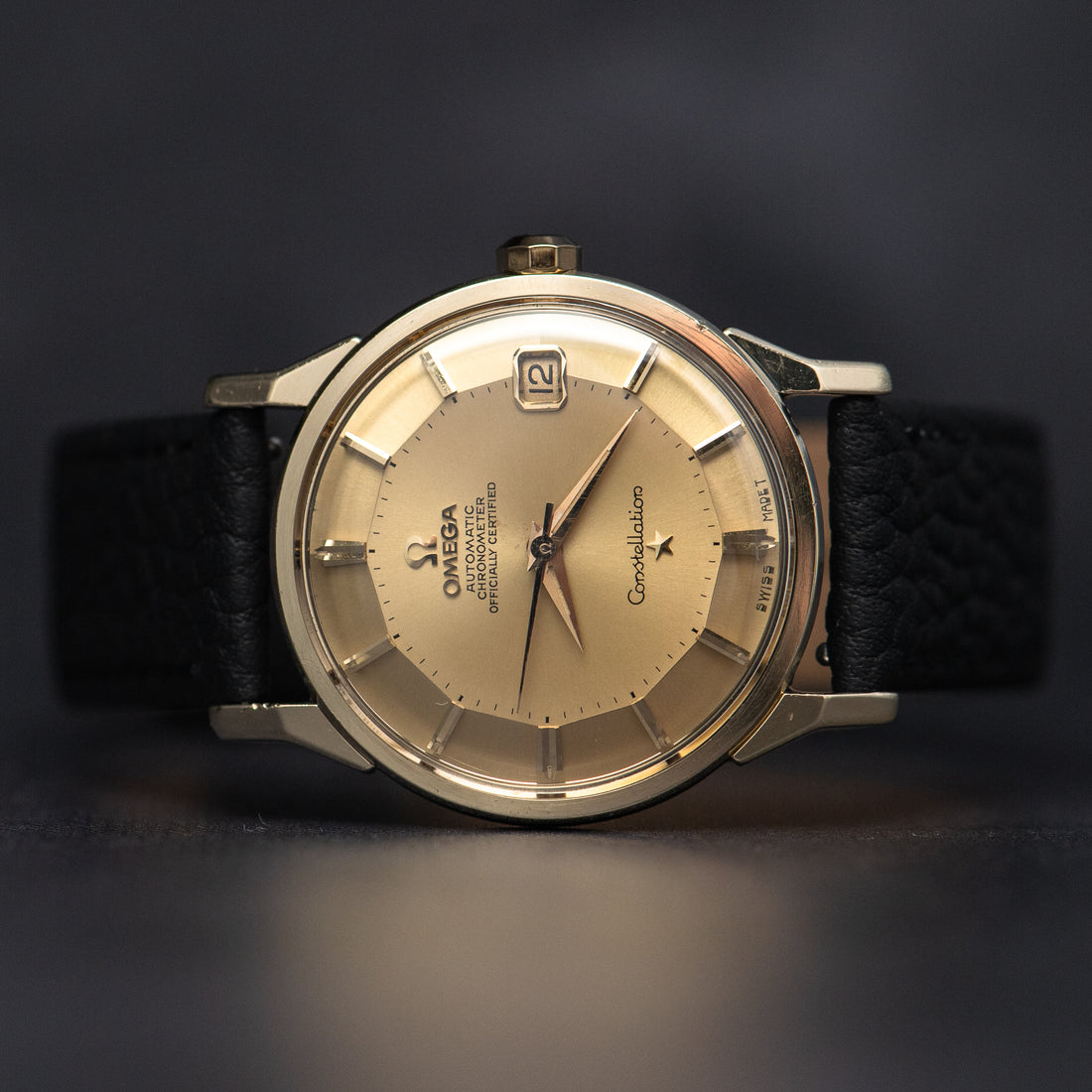 1967 OMEGA CONSTELLATION PIE PAN QUICKSET DOG-LEG CAL. 564 REF. 168.005