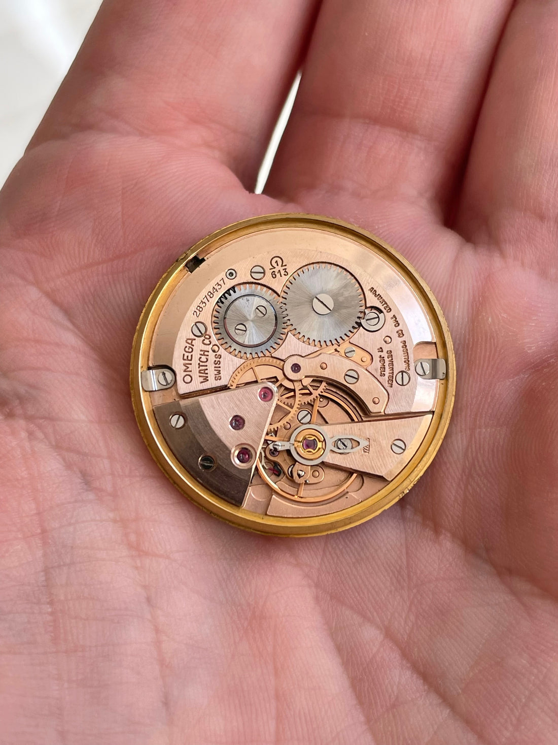 1969 9K GOLD OMEGA GENEVE QUICKSET RAINBOW HUE CAL. 613 REF. 131/25016