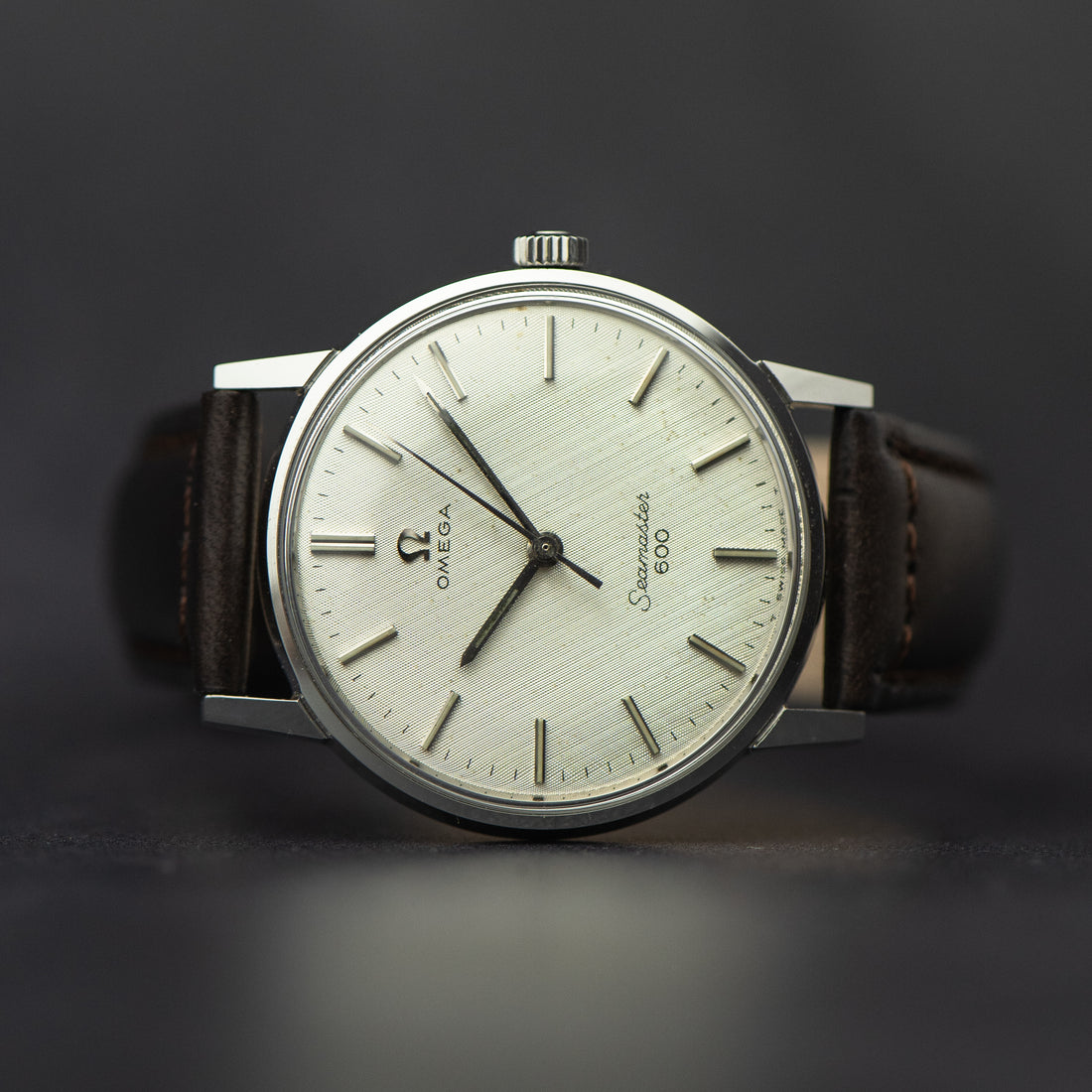 1965 OMEGA SEAMASTER 600 LINEN CAL. 601 REF. 135.011