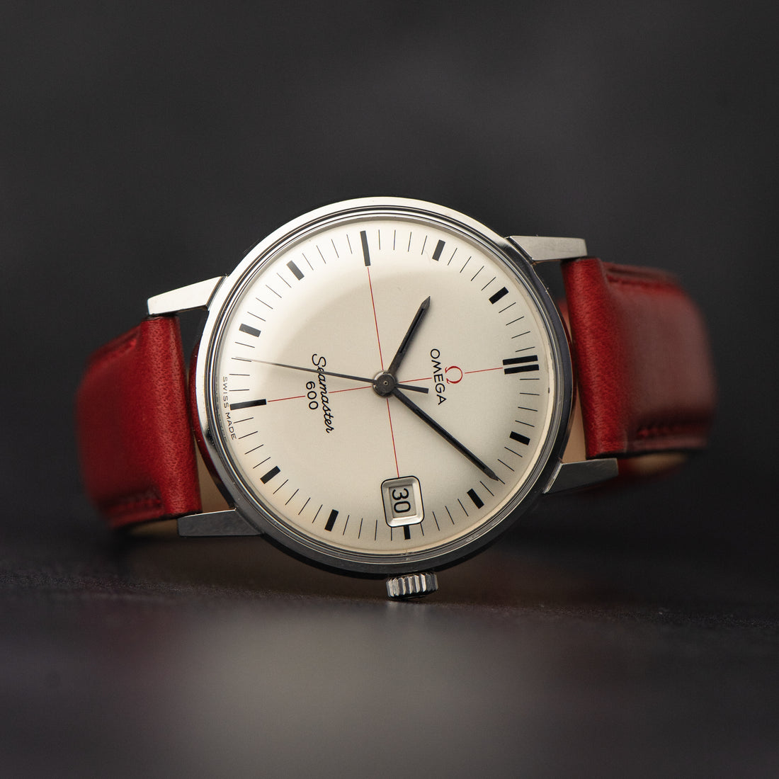 1965 OMEGA SEAMASTER 600 WHITE TECHNICAL RED CROSSHAIR CAL. 611 REF. 136.011