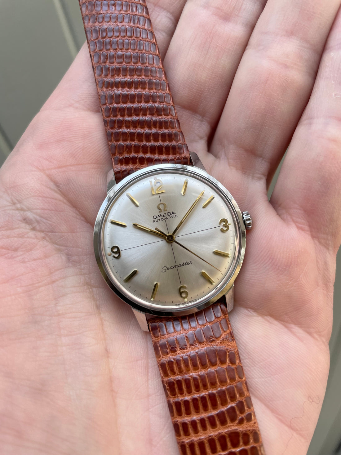 1963 OMEGA SEAMASTER CROSSHAIR SUNBURST EXPLORER CAL. 552 REF. 165.001
