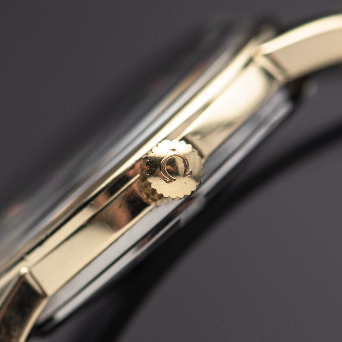 1964 OVERSIZE OMEGA SEAMASTER SUNBURST CAL. 562 REF. 166.011-63 SC