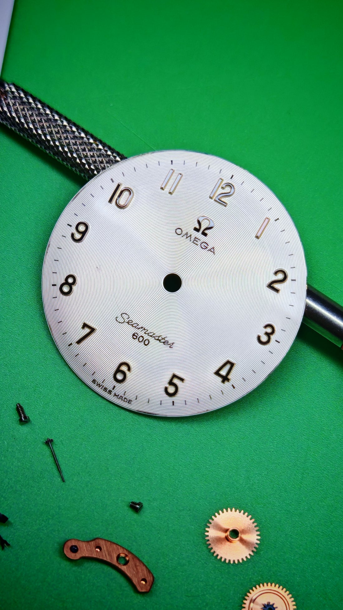 1965 OMEGA SEAMASTER 600 ARABIC CONCENTRIC CIRCLES CAL. 601 REF. 135.011