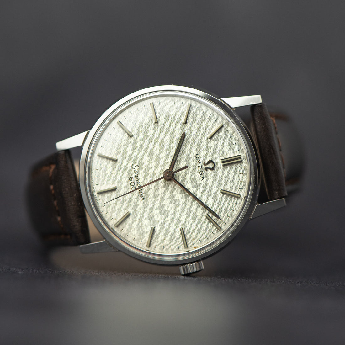 1965 OMEGA SEAMASTER 600 LINEN CAL. 601 REF. 135.011