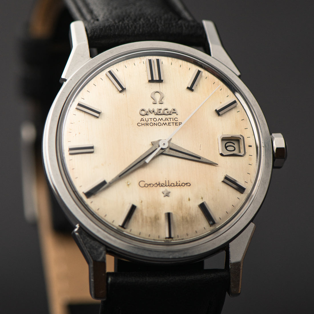 1962 OMEGA CONSTELLATION DOG-LEG CAL. 561 REF. 14902 62 SC