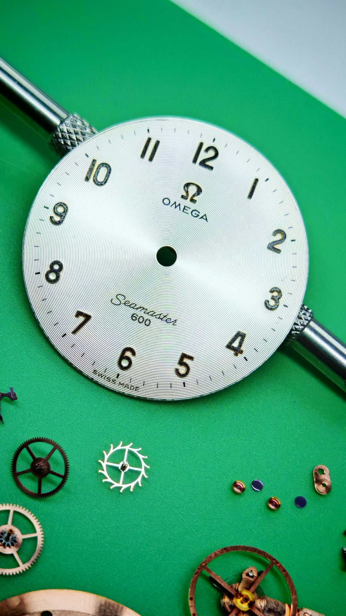 1966 OMEGA SEAMASTER 600 ARABIC CONCENTRIC CIRCLES CAL. 601 REF. 135.011