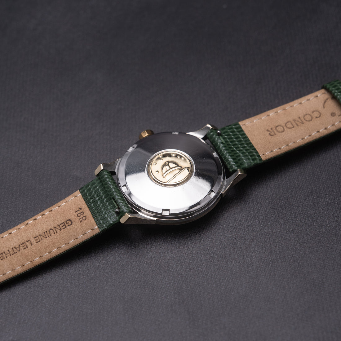 1966 OMEGA CONSTELLATION PIE PAN CROSSHAIR SUNBURST DOG-LEG CAL. 561 REF. 168.005