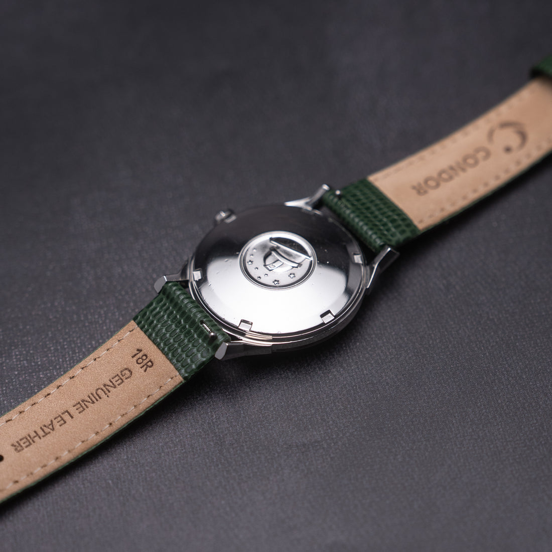 1966 OMEGA CONSTELLATION CROSSHAIR SUNBURST DOG-LEG CAL. 551 REF. 167.005