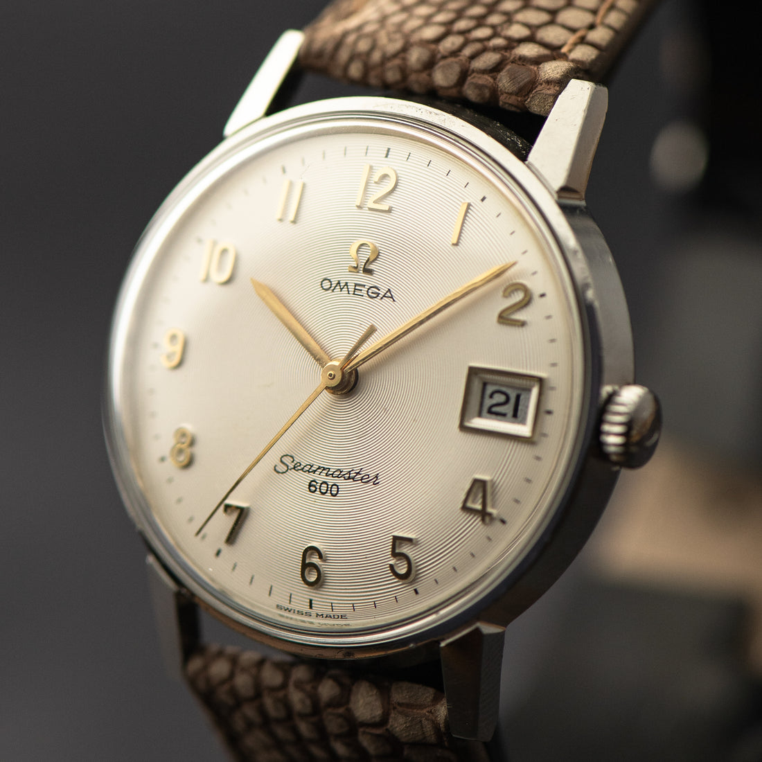 1968 OMEGA SEAMASTER 600 ARABIC CONCENTRIC CIRCLES QUICKSET CAL. 613 REF. 136.011
