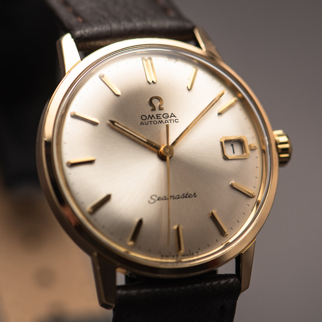 1963 OMEGA SEAMASTER SUNBURST CAL. 562 REF. 166.002