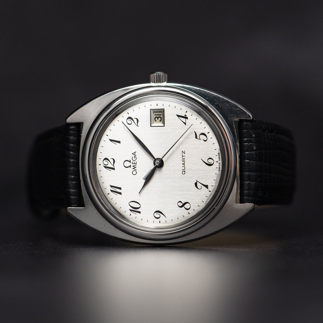 1979 C-SHAPE OMEGA BREGUET CAL. 1370 REF. 196.0121