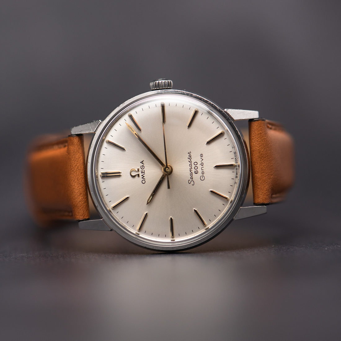 1967 DOUBLE SIGNED OMEGA SEAMASTER 600 GENEVE SUNBURST CAL. 601 REF. 135.011