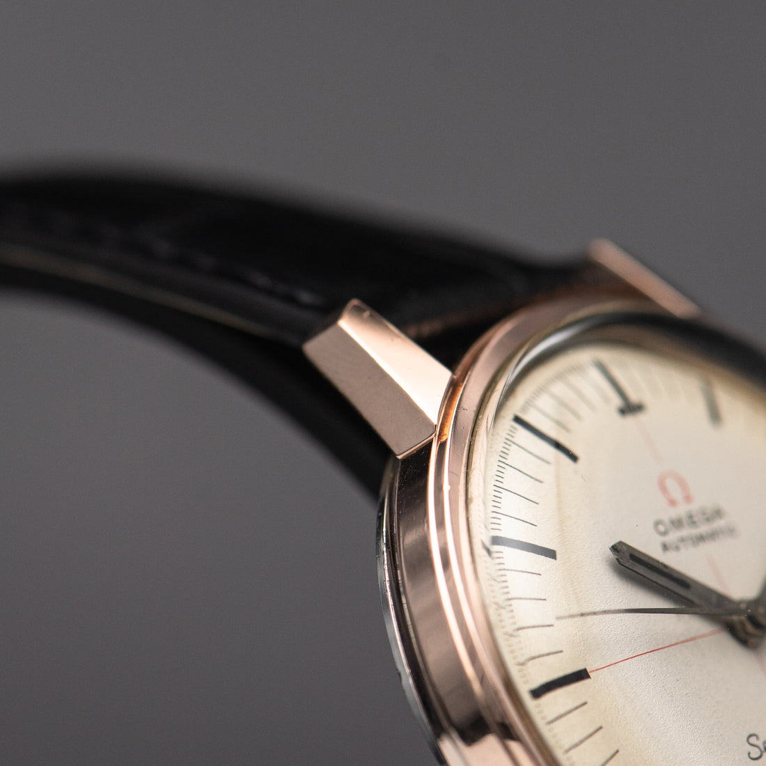 1967 ROSE GOLD OMEGA SEAMASTER SPEEDMASTER COMPANION WHITE TECHNICAL RED CROSSHAIR QUICKSET CAL. 565 REF. 166.002