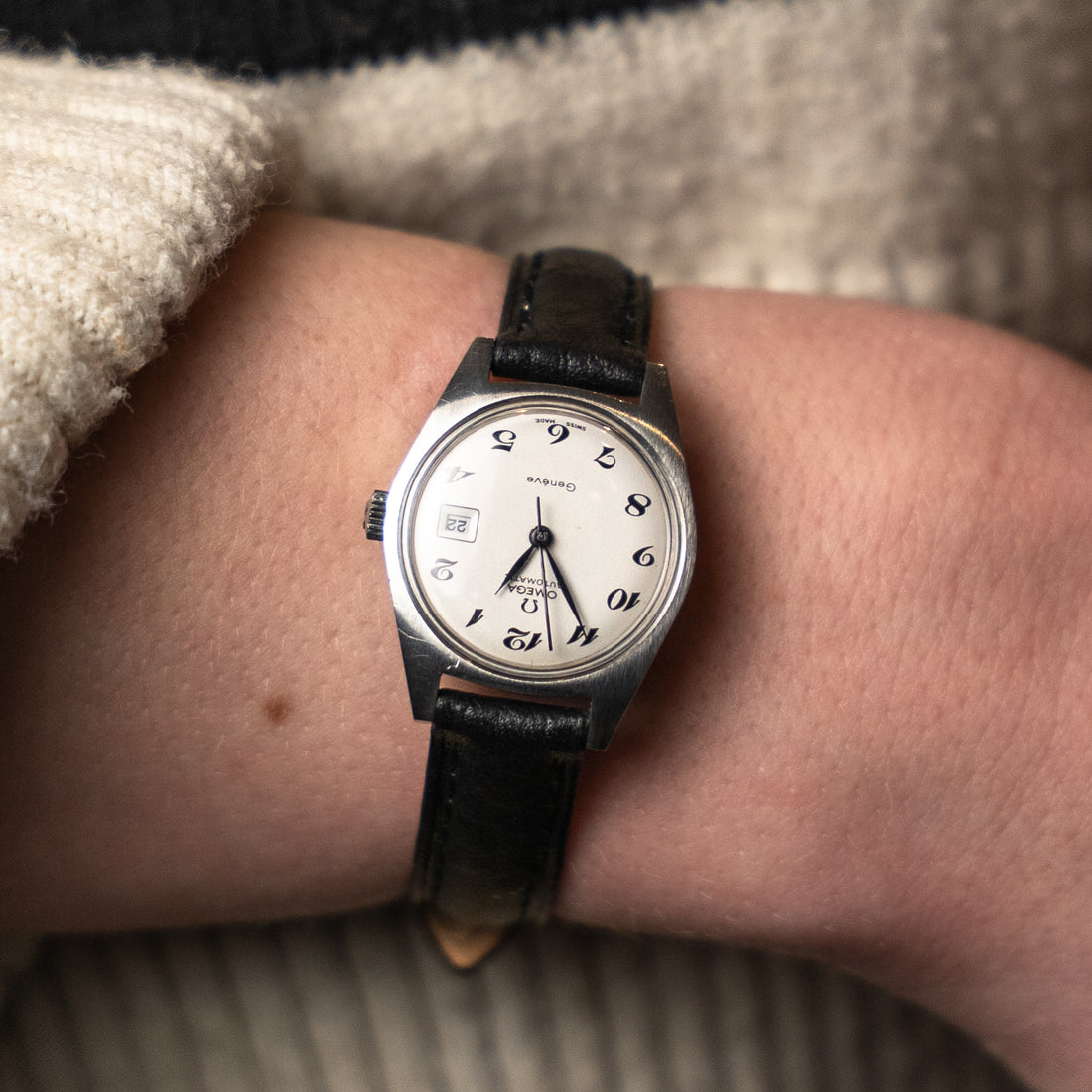 1969 LADIES OMEGA GENEVE BREGUET CAL. 681 REF. 566.012