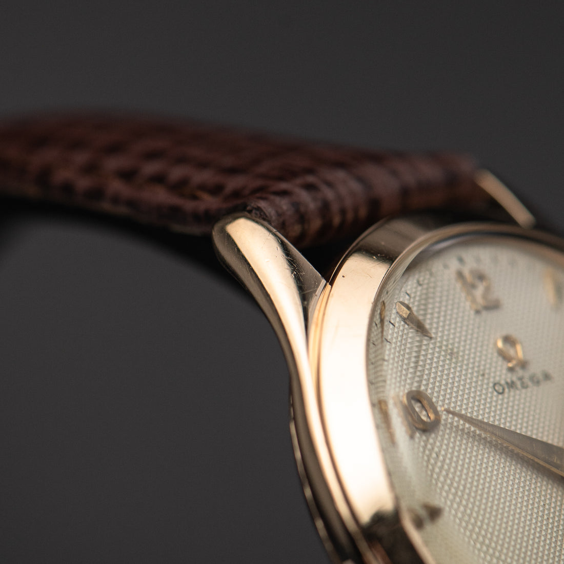 1952 OVERSIZE 14K ROSE GOLD OMEGA TRESOR HONEYCOMB CROSSHAIR SUB SECONDS CAL. 265 REF. 2619