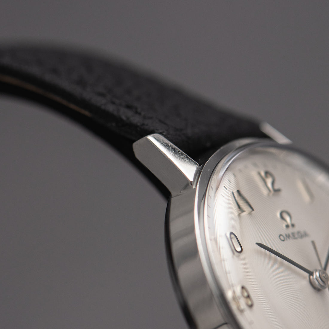 1965 OMEGA SEAMASTER 600 ARABIC CONCENTRIC CIRCLES CAL. 601 REF. 135.011