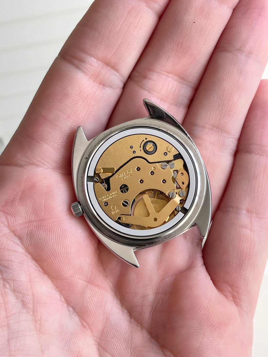 1979 C-SHAPE OMEGA BREGUET CAL. 1370 REF. 196.0121