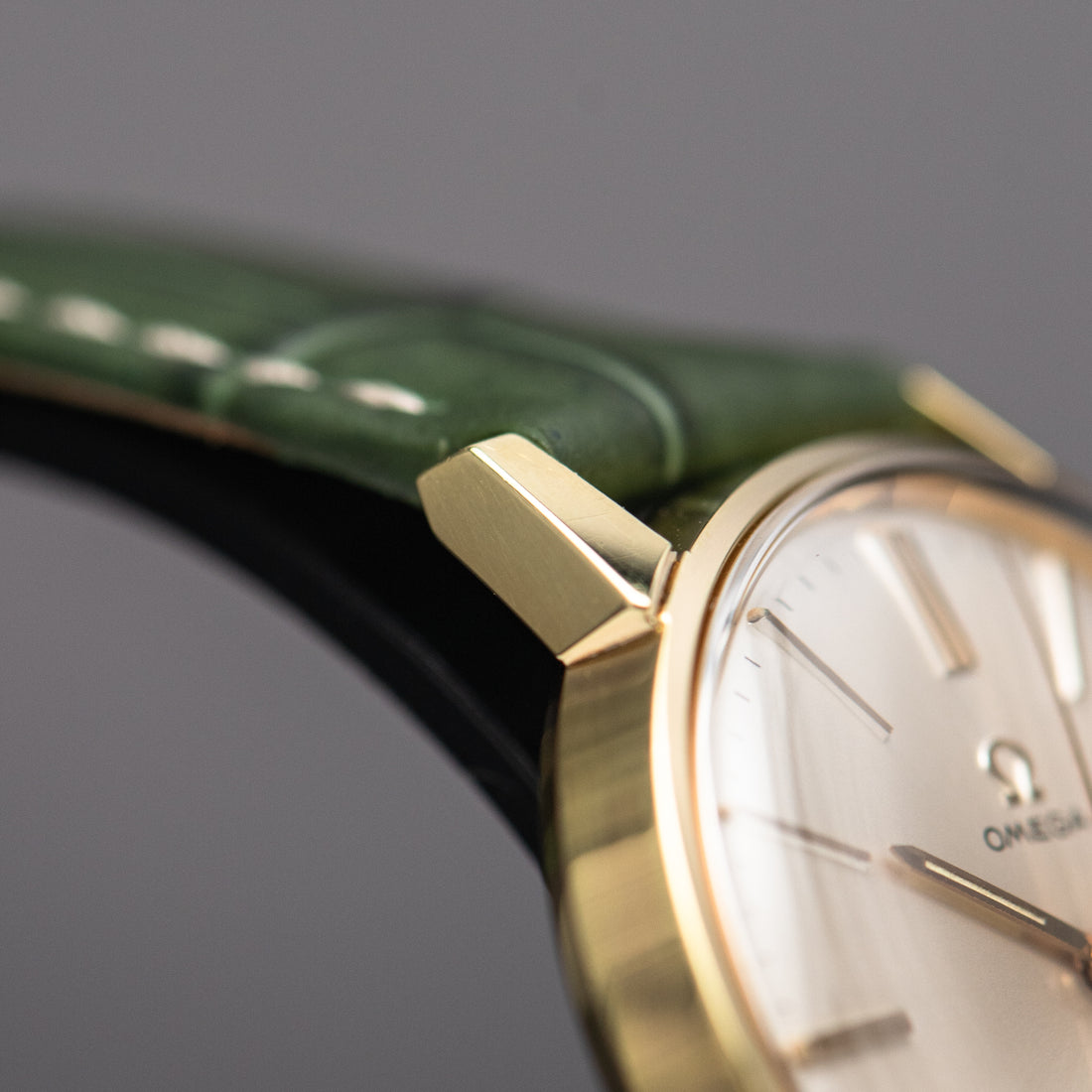 1967 OMEGA SEAMASTER GENEVE SUNBURST CAL. 601 REF. 135.011