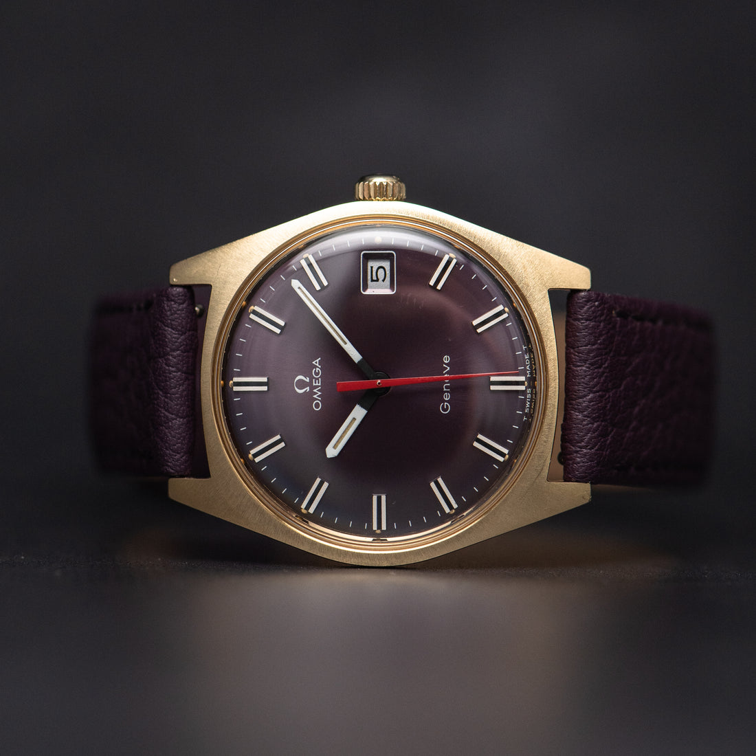 1968 OMEGA GENEVE PURPLE SUNBURST QUICKSET CAL. 613 REF. 136.041