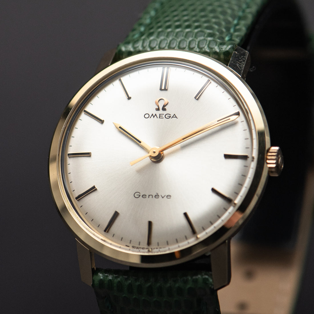 1968 14K GOLD OMEGA GENEVE SUNBURST CAL. 601 REF. 131.021 SP