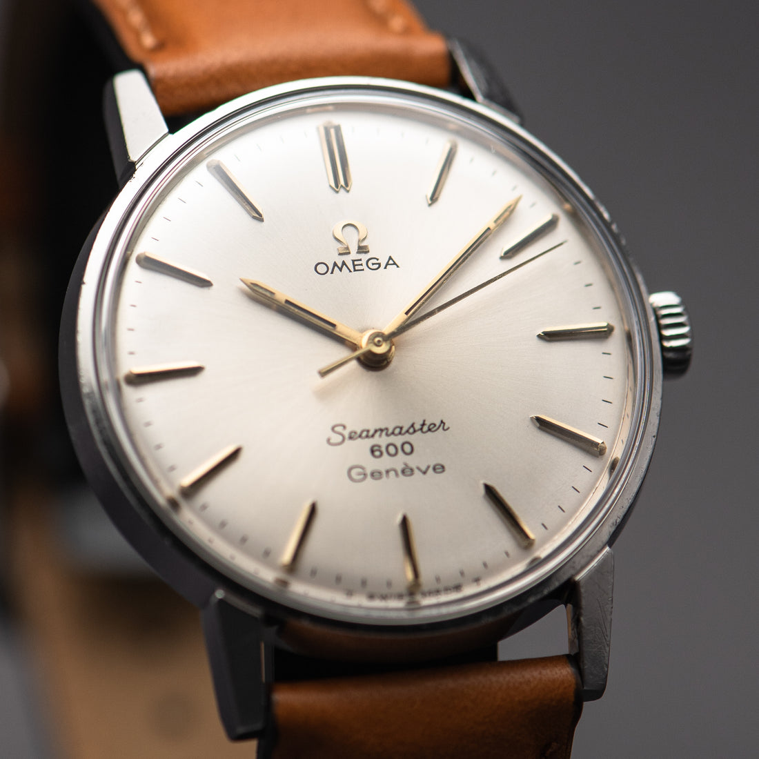 1967 DOUBLE SIGNED OMEGA SEAMASTER 600 GENEVE SUNBURST CAL. 601 REF. 135.011