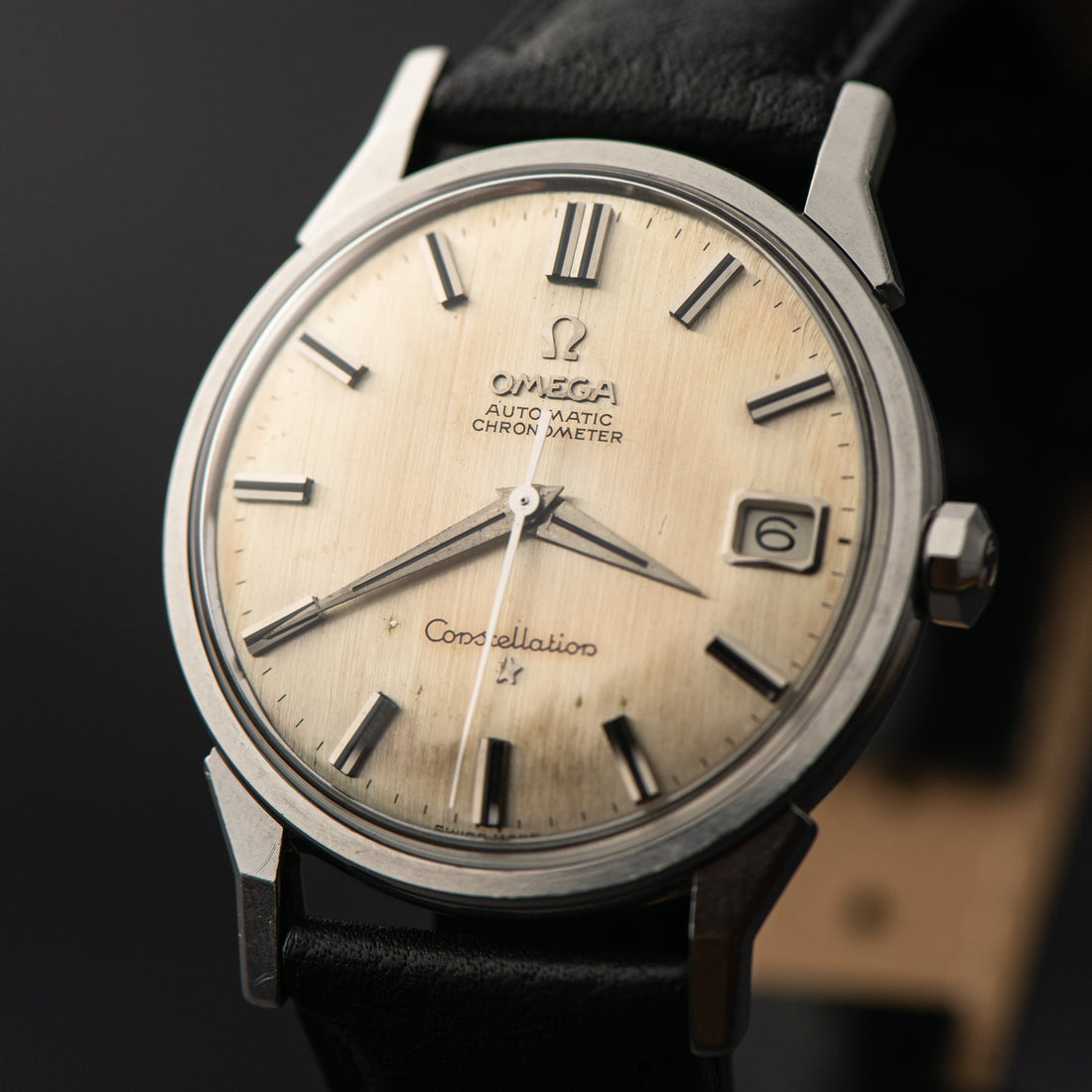 1962 OMEGA CONSTELLATION DOG-LEG CAL. 561 REF. 14902 62 SC