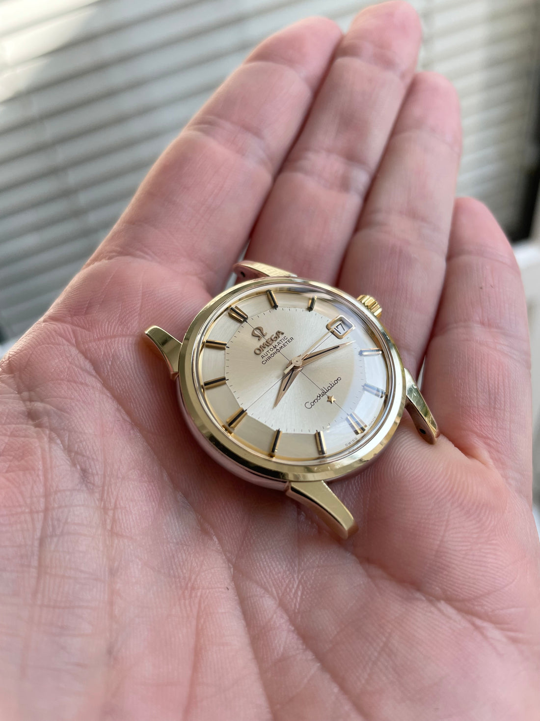 1961 OMEGA CONSTELLATION TWO TONE CROSSHAIR PIE PAN CAL. 561 REF. 14393 61 SC