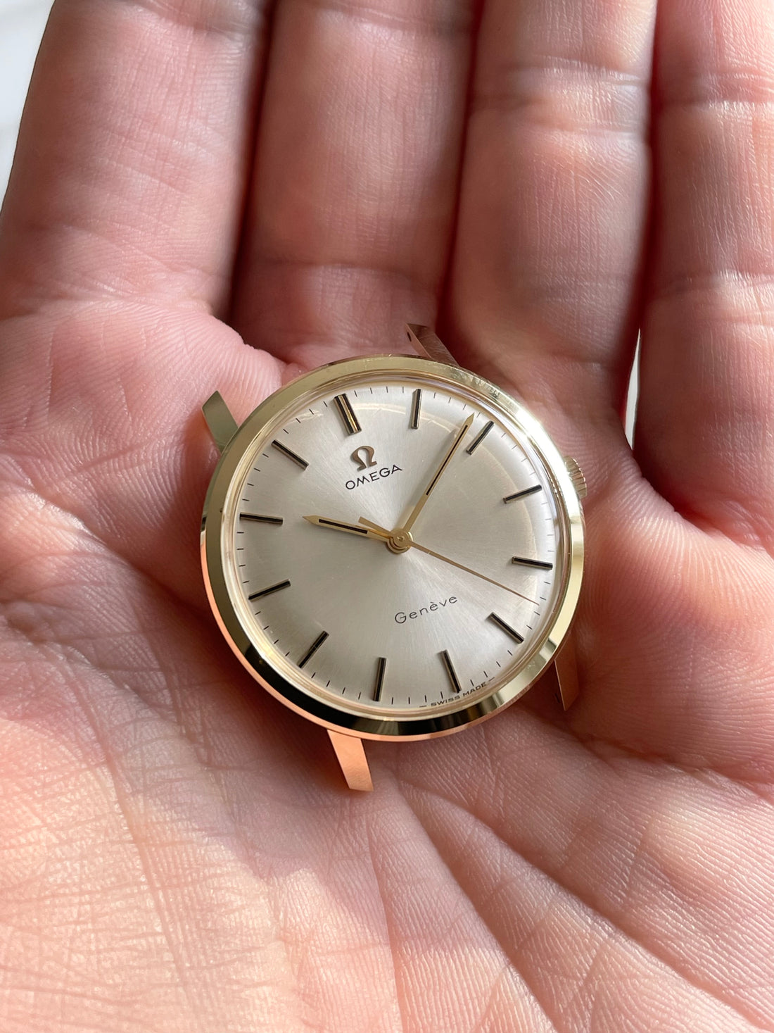 1968 14K GOLD OMEGA GENEVE SUNBURST CAL. 601 REF. 131.021 SP